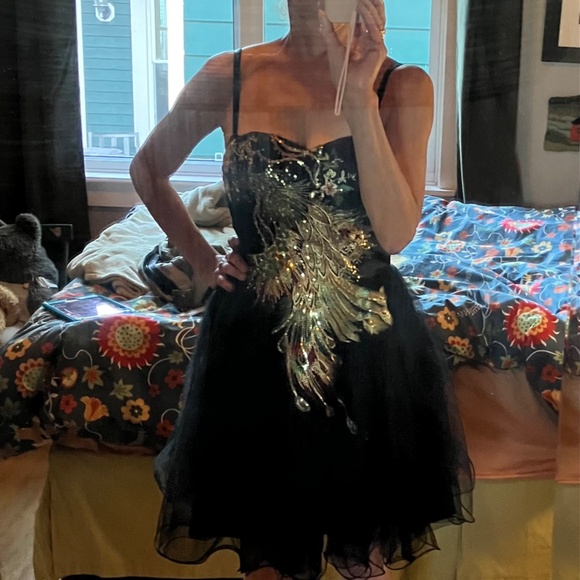 Chi Chi party dress - Picture 4 of 16